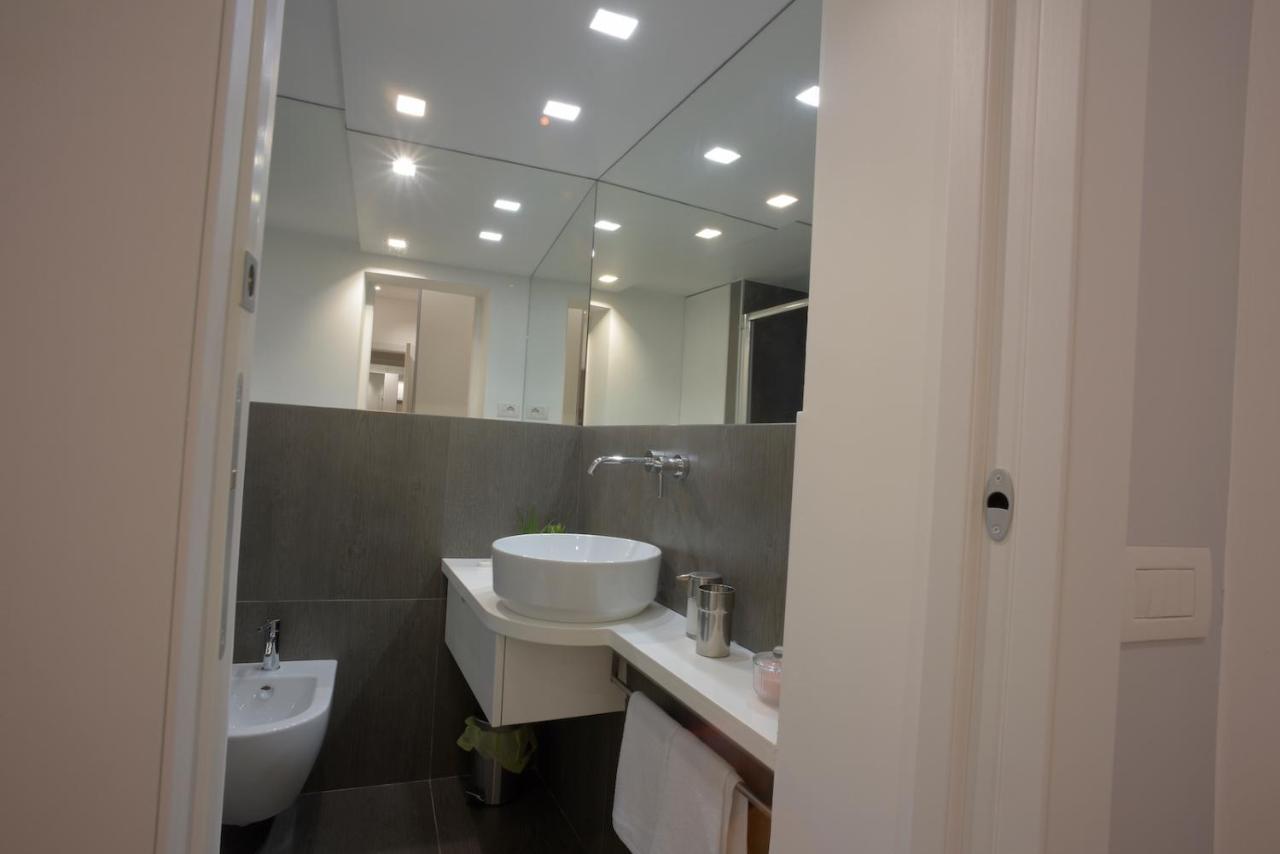 Bamboo Milano Sinatra Hotell Exteriör bild